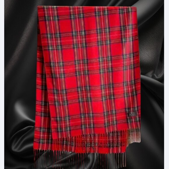 Red Tartan Plaid Oversized Winter Scarf With Fringe - Picture 2 of 8